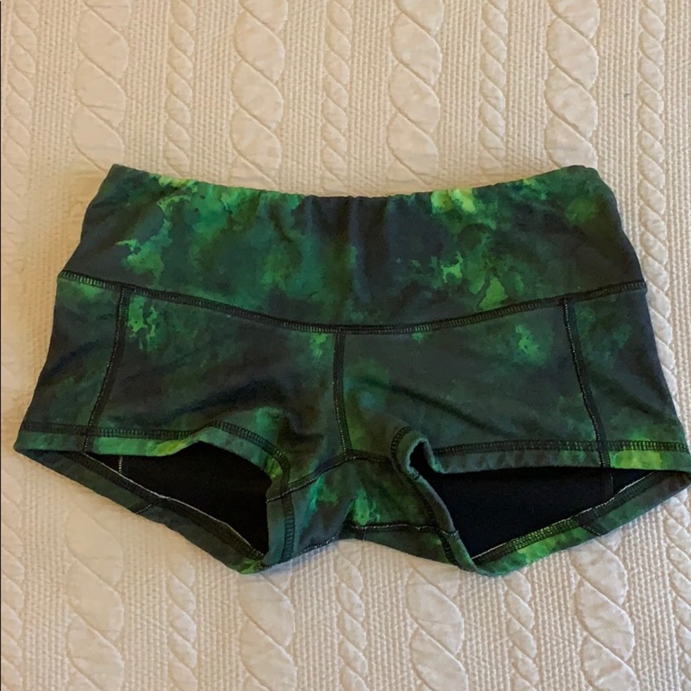 Cleo shorts- Contour